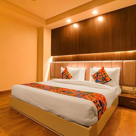 Fabhotel Prime Shanit Delhi  Extérieur photo