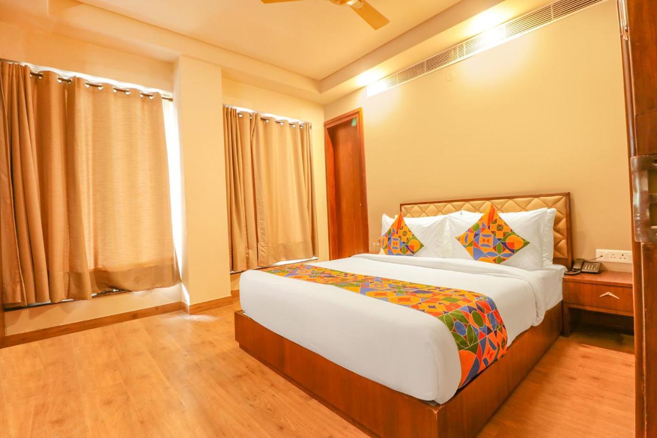 Fabhotel Prime Shanit Delhi  Extérieur photo